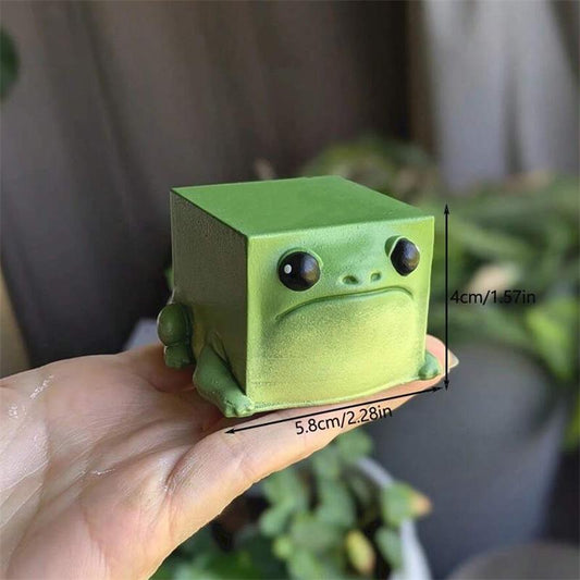 2025 New Unique Square-Shaped Frog Design Crafted From Resin Ideal for Desktop Display & Home Decoration Adding Fun to Spaces